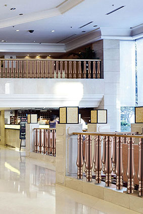 古銅（tóng）立柱