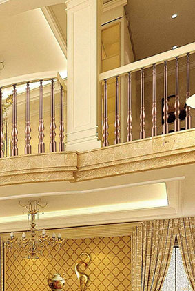 古銅（tóng）立柱