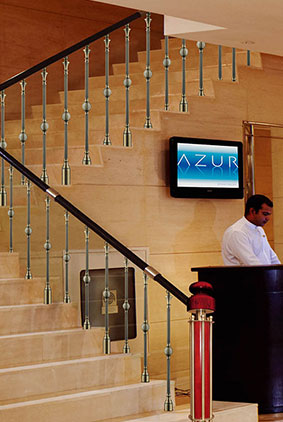 古銅（tóng）立柱