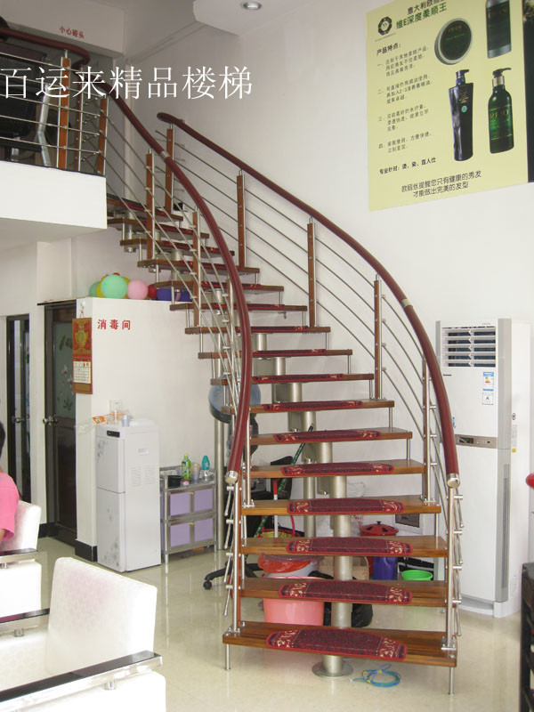 樓（lóu）梯案例