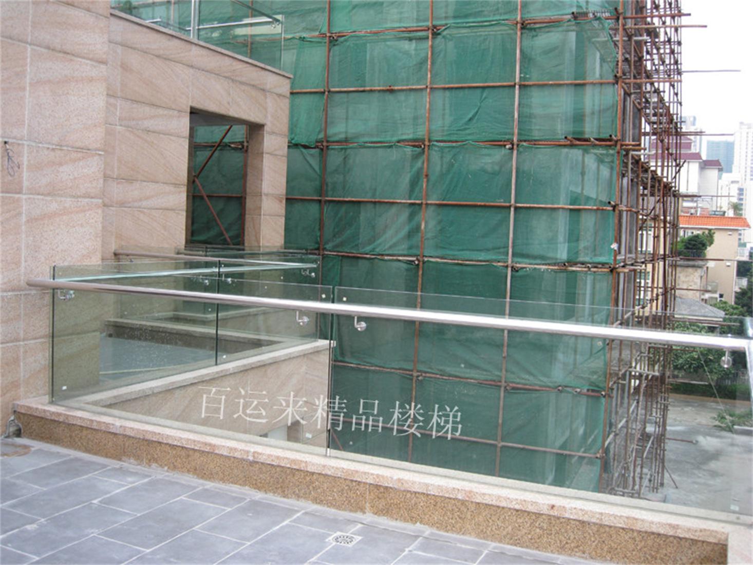 落地（dì）陽台玻璃