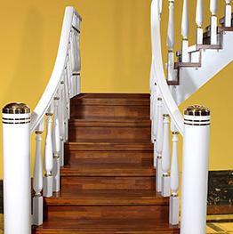 樓(lóu)梯立柱 樓梯立柱